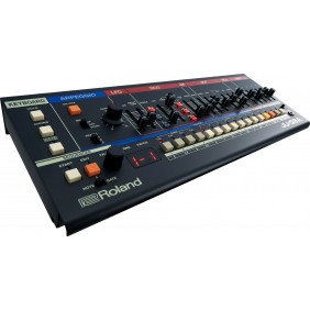Roland Boutique JU 06A