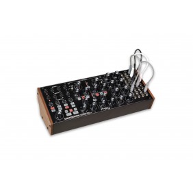 Moog Subharmonicon