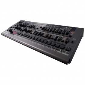 Roland JD 08